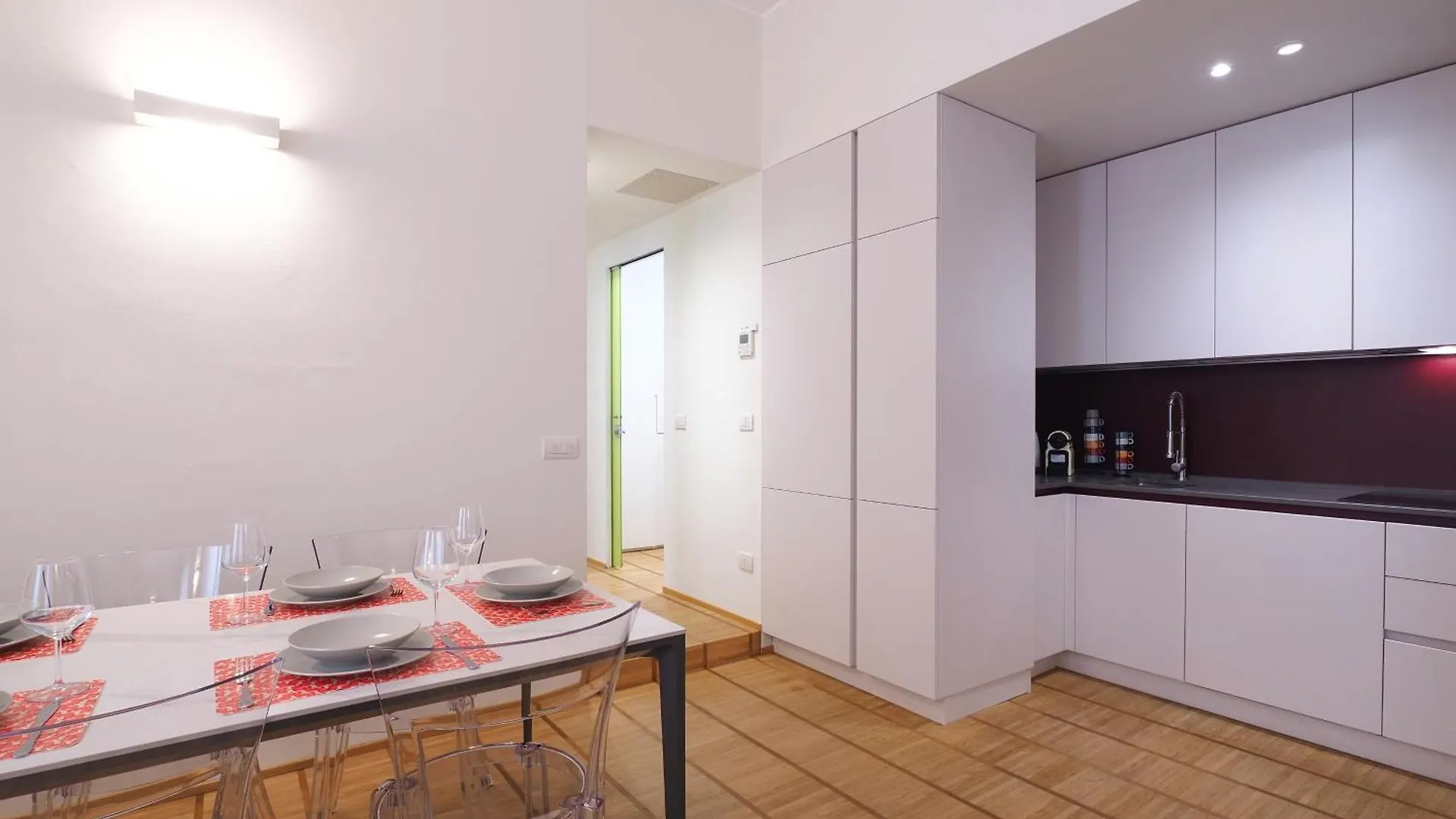 Court House Elegant Apartment Milan