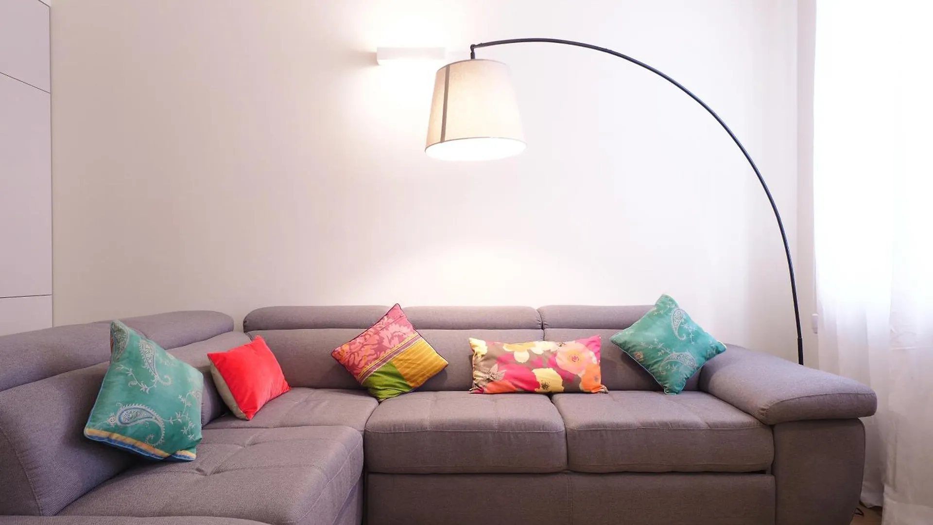 Court House Elegant Apartment Mailand