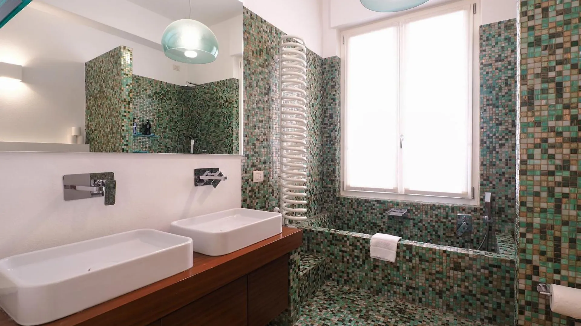 מילאנו Court House Elegant Apartment 0*,  איטליה